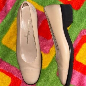 Vintage Salvatore Ferragamo Heels Women's Size 8 Tan Leather Made Italy Pumps